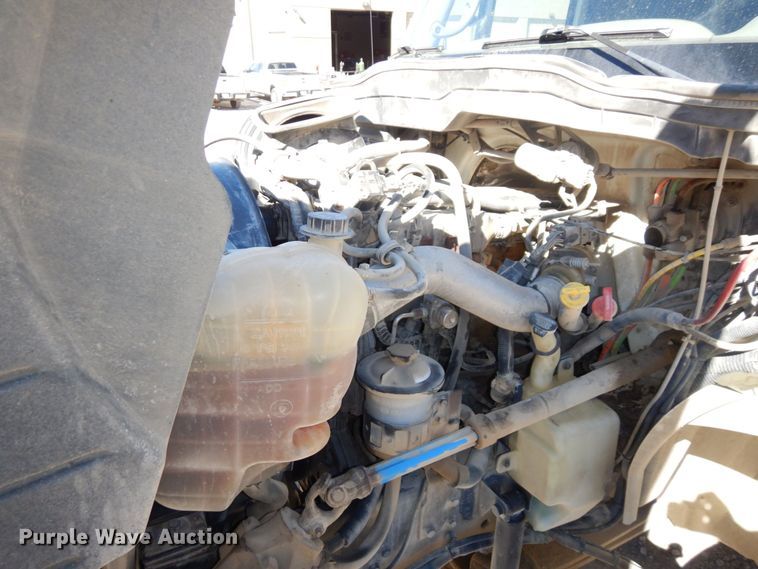 image for item DS1486 2009 International DuraStar 4300  utility / service truck