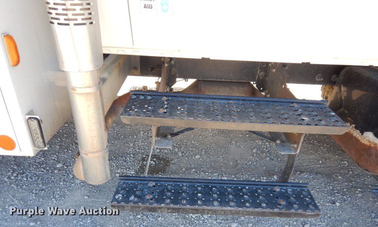 image for item DS1486 2009 International DuraStar 4300  utility / service truck