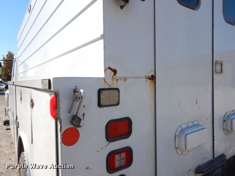 image for item DS1486 2009 International DuraStar 4300  utility / service truck