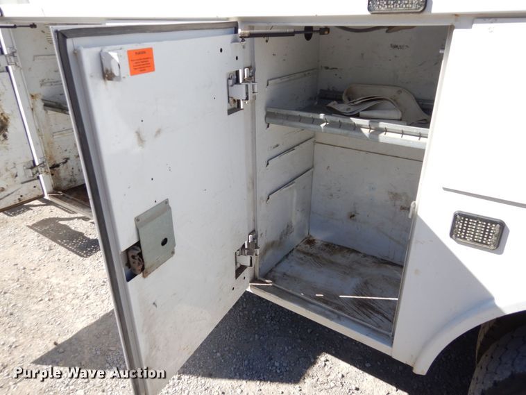 image for item DS1486 2009 International DuraStar 4300  utility / service truck