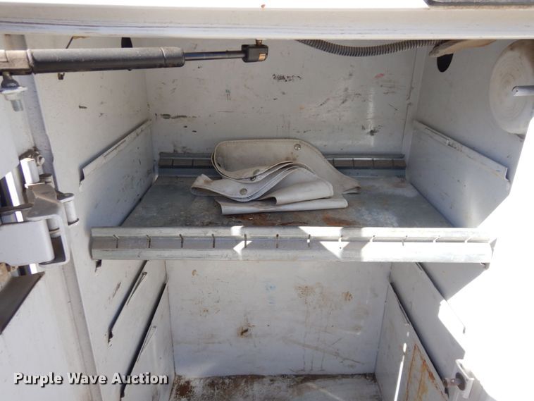 image for item DS1486 2009 International DuraStar 4300  utility / service truck