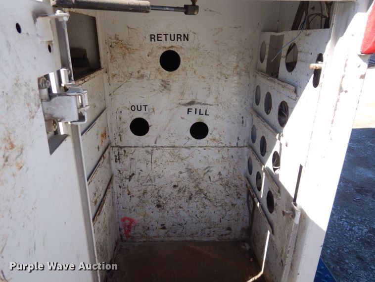 image for item DS1486 2009 International DuraStar 4300  utility / service truck