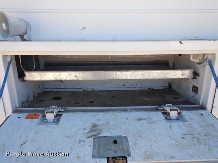 image for item DS1486 2009 International DuraStar 4300  utility / service truck