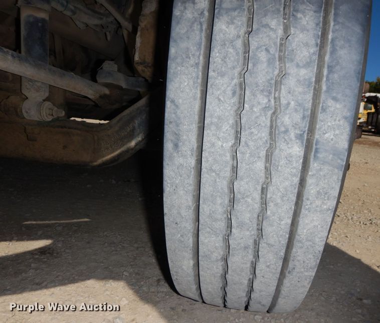 image for item DS1486 2009 International DuraStar 4300  utility / service truck