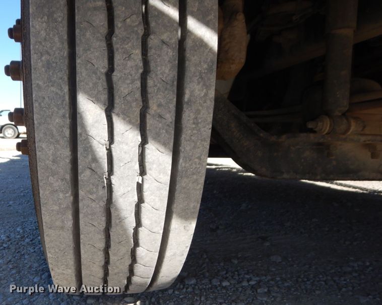 image for item DS1486 2009 International DuraStar 4300  utility / service truck