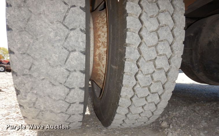 image for item DS1486 2009 International DuraStar 4300  utility / service truck