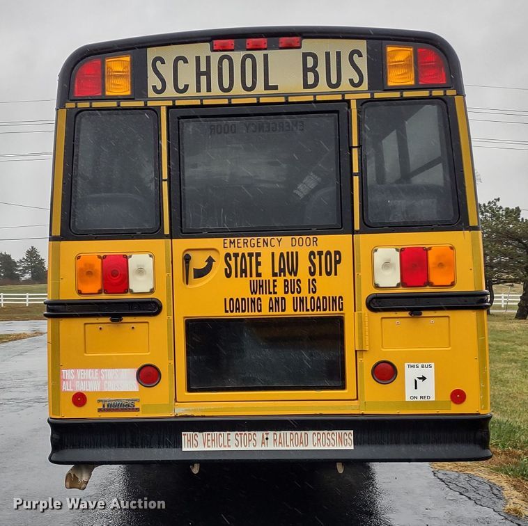 image for item DS1490 2010 Freightliner B2  school bus