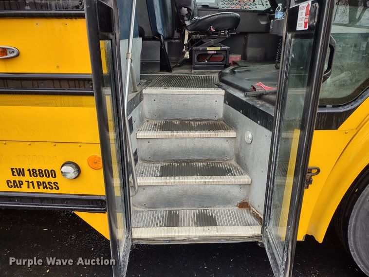 image for item DS1490 2010 Freightliner B2  school bus