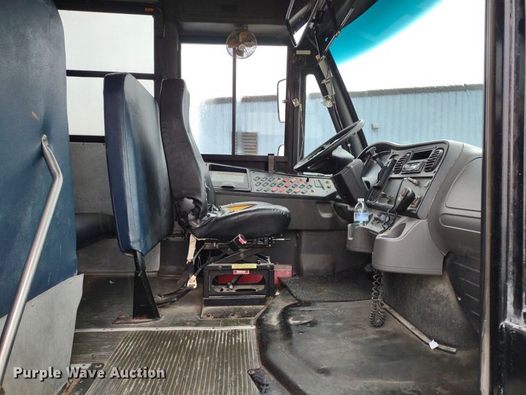 image for item DS1490 2010 Freightliner B2  school bus