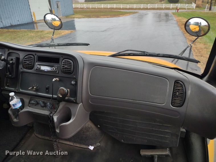 image for item DS1490 2010 Freightliner B2  school bus