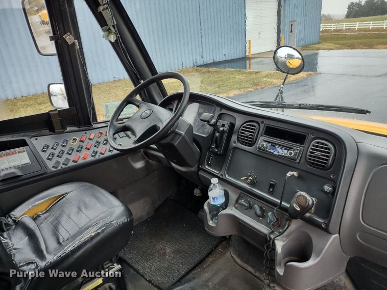 image for item DS1490 2010 Freightliner B2  school bus