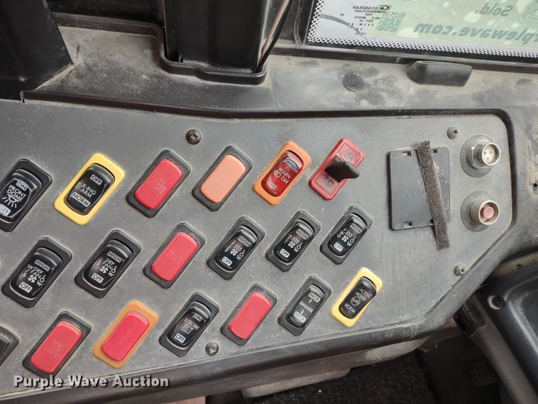 image for item DS1490 2010 Freightliner B2  school bus