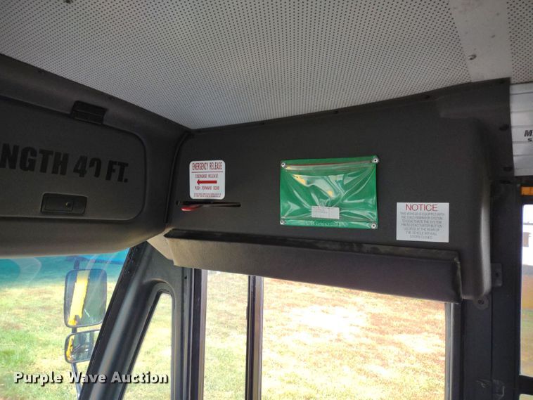 image for item DS1490 2010 Freightliner B2  school bus