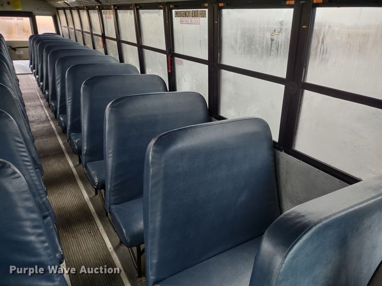 image for item DS1490 2010 Freightliner B2  school bus