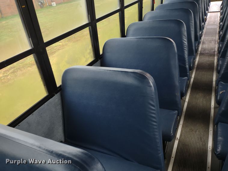 image for item DS1490 2010 Freightliner B2  school bus