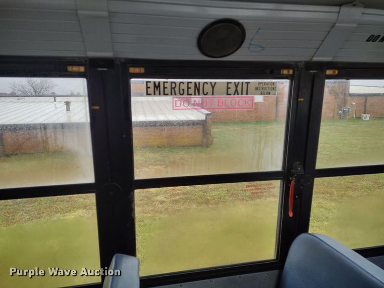 image for item DS1490 2010 Freightliner B2  school bus