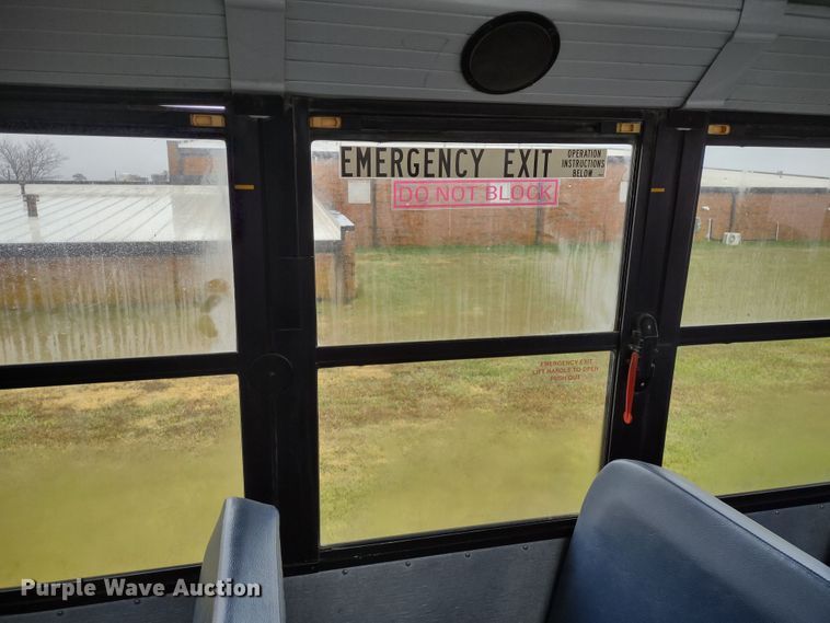 image for item DS1490 2010 Freightliner B2  school bus