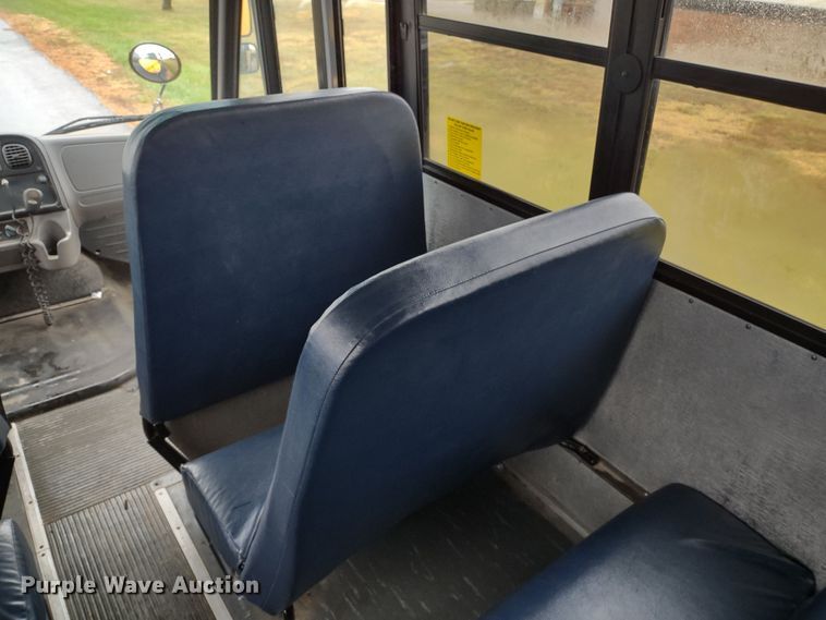 image for item DS1490 2010 Freightliner B2  school bus