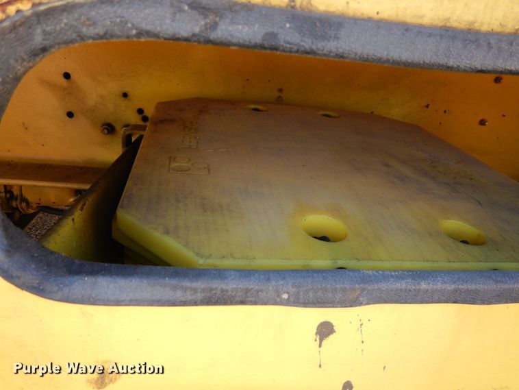 image for item DS1495 Broderson IC-80-2D  crane