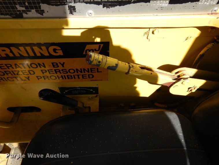 image for item DS1495 Broderson IC-80-2D  crane