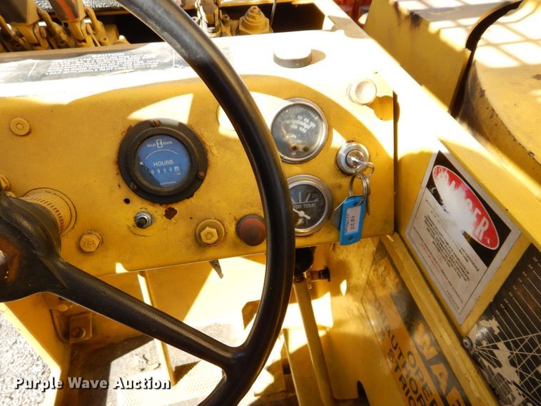 image for item DS1495 Broderson IC-80-2D  crane