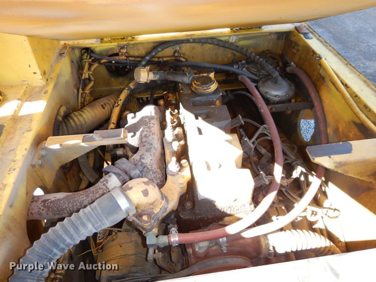 image for item DS1495 Broderson IC-80-2D  crane