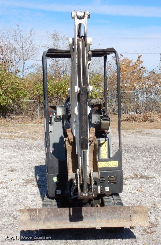 image for item DS1496 2015 Bobcat E20  mini excavator