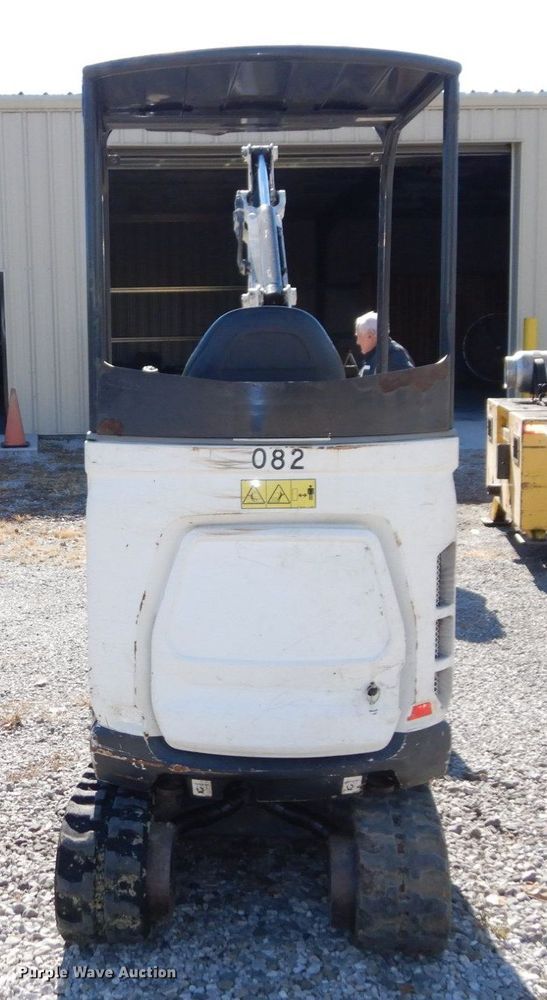 image for item DS1496 2015 Bobcat E20  mini excavator