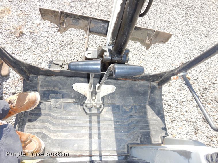 image for item DS1496 2015 Bobcat E20  mini excavator