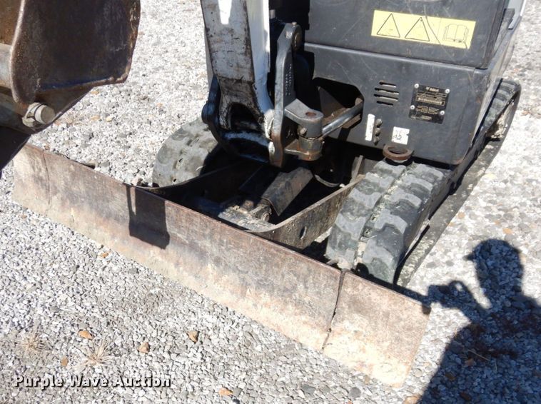 image for item DS1496 2015 Bobcat E20  mini excavator