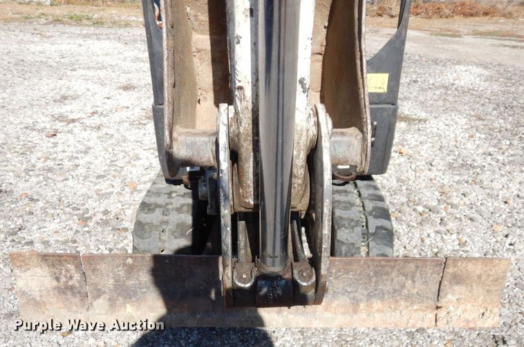 image for item DS1496 2015 Bobcat E20  mini excavator