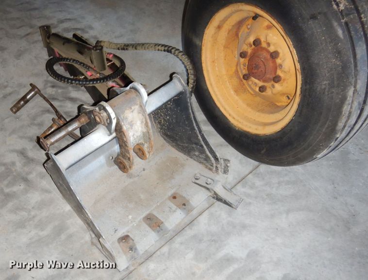 image for item DS1496 2015 Bobcat E20  mini excavator