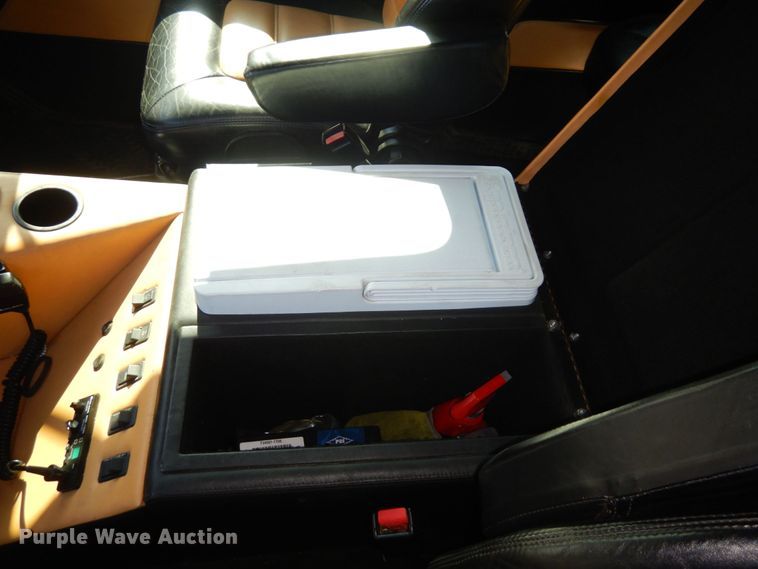 image for item DS1503 2002 Freightliner Business Class FL60  flatbed truck