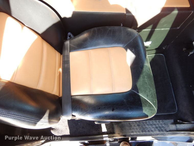 image for item DS1503 2002 Freightliner Business Class FL60  flatbed truck