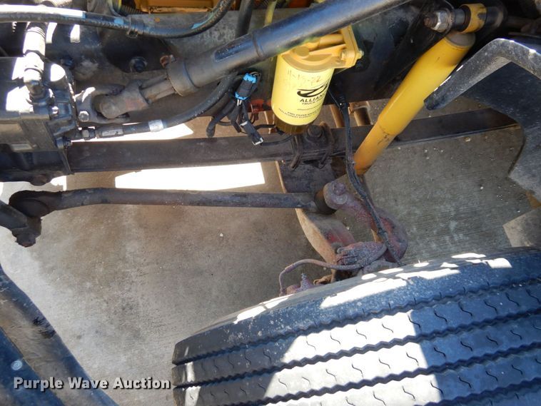 image for item DS1503 2002 Freightliner Business Class FL60  flatbed truck