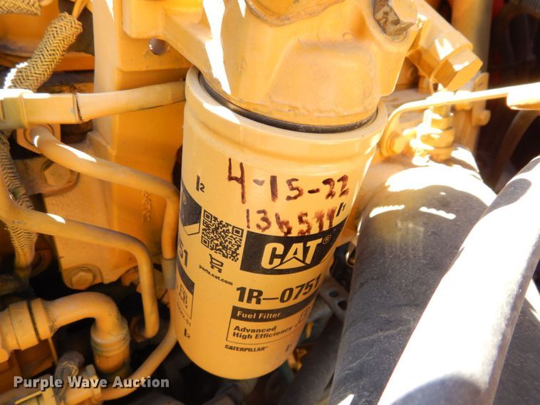 image for item DS1503 2002 Freightliner Business Class FL60  flatbed truck