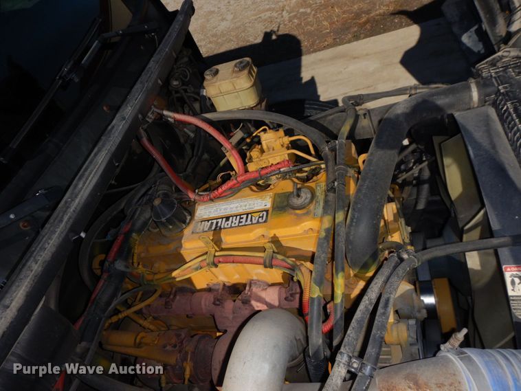 image for item DS1503 2002 Freightliner Business Class FL60  flatbed truck