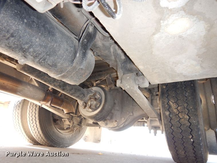 image for item DS1503 2002 Freightliner Business Class FL60  flatbed truck