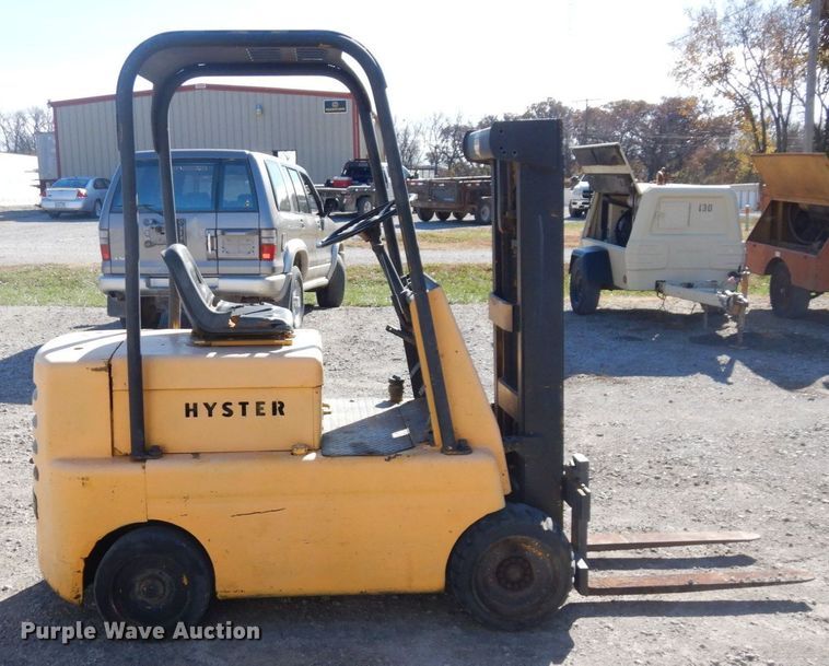 image for item DS1505 Hyster  forklift
