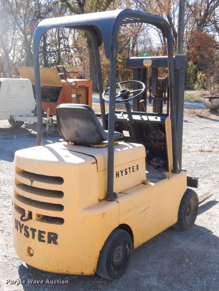 image for item DS1505 Hyster  forklift