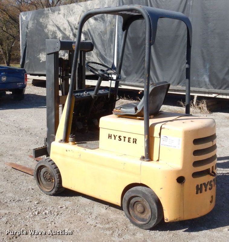 image for item DS1505 Hyster  forklift