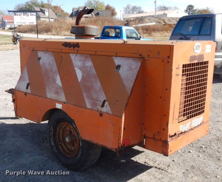 image for item DS1506 1981 Joy D0185QP21C1EB  air compressor