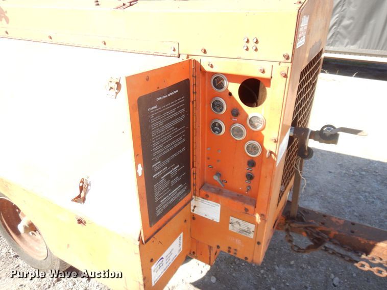 image for item DS1506 1981 Joy D0185QP21C1EB  air compressor