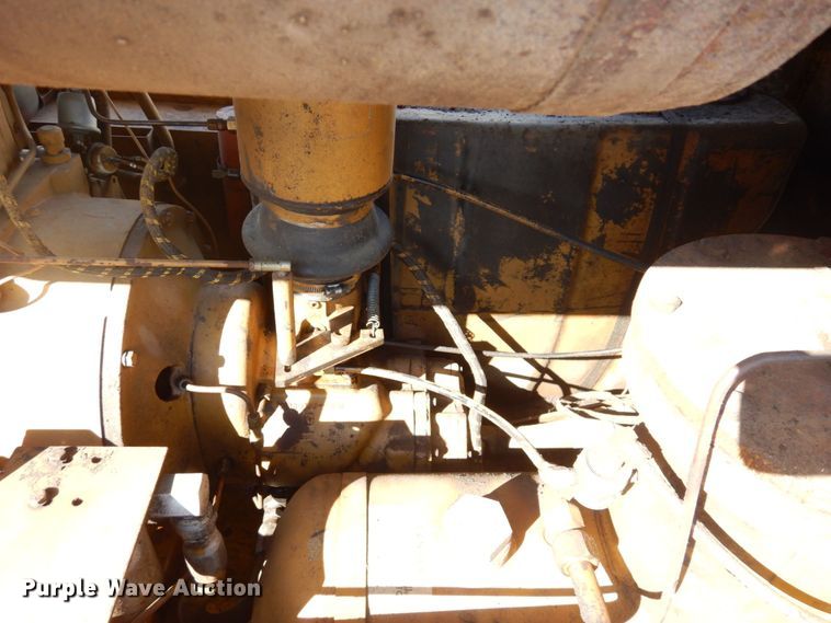 image for item DS1506 1981 Joy D0185QP21C1EB  air compressor