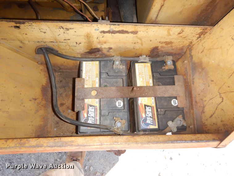 image for item DS1506 1981 Joy D0185QP21C1EB  air compressor