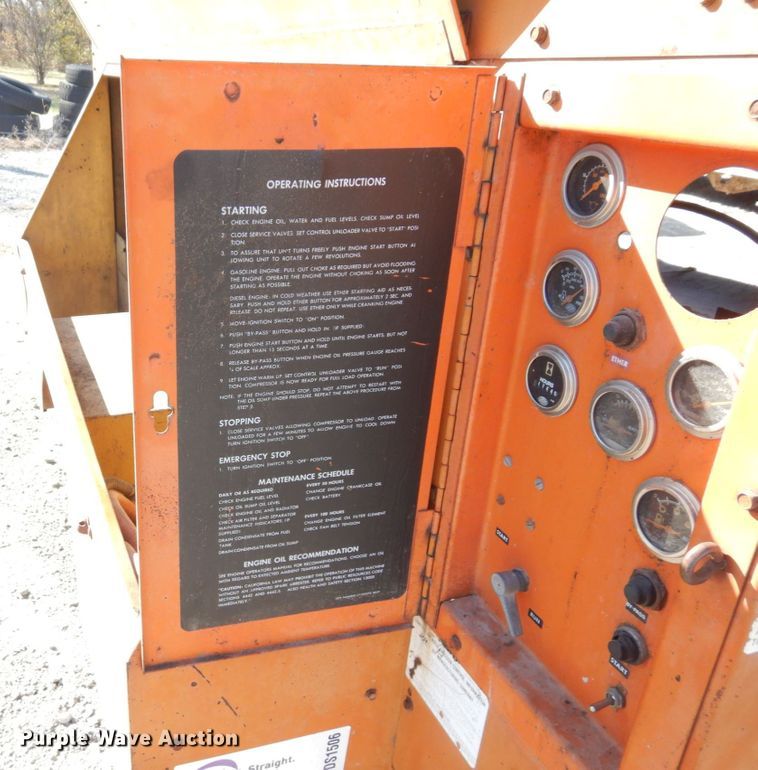 image for item DS1506 1981 Joy D0185QP21C1EB  air compressor