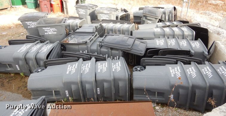 image for item DS1533 Approximately 50 Toter trash cans