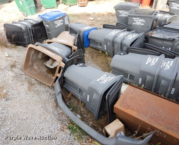 image for item DS1533 Approximately 50 Toter trash cans