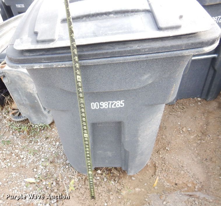 image for item DS1533 Approximately 50 Toter trash cans