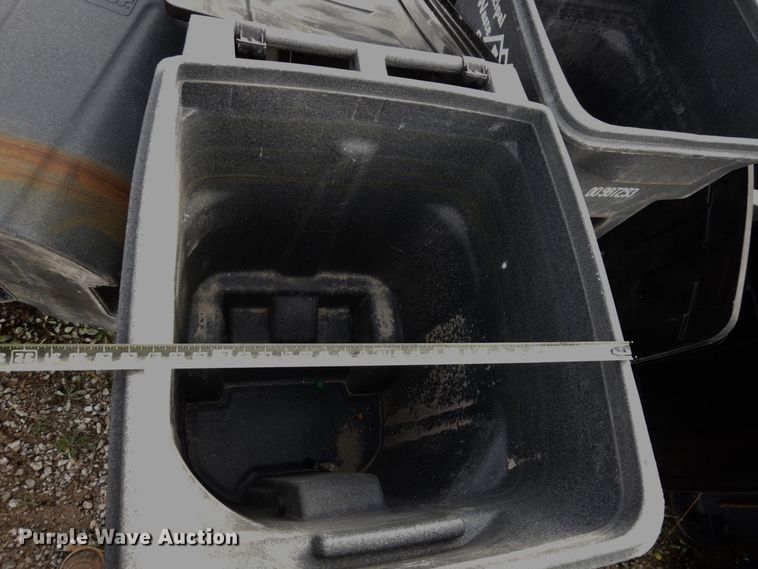 image for item DS1533 Approximately 50 Toter trash cans